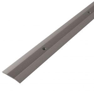 COVER STRIP 38MM SILVER ANODIZED GRILLED 2000MM