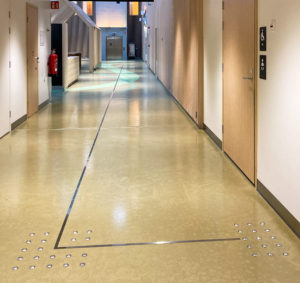 Lattiatunnisteita Majakkasairaalassa