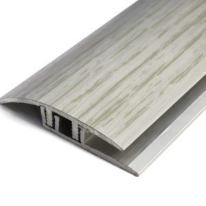 EDGETRIM 38MM LIGHT OAK FOR HEIGHTS OF 3,5-6,5MM 3000MM