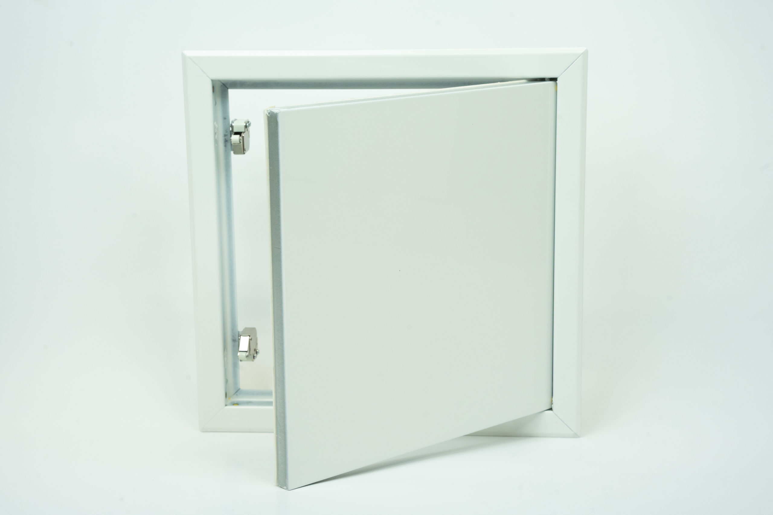 ACT-VÄGGLUCKA LUFT OCH DAMMTÄT 200X200MM VIT RAL9016